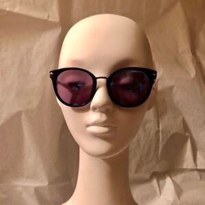 Guess Sunglasses 🕶